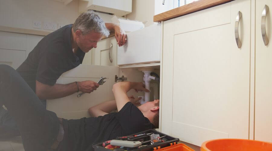Professional burst pipe repair services in Sac City, IA